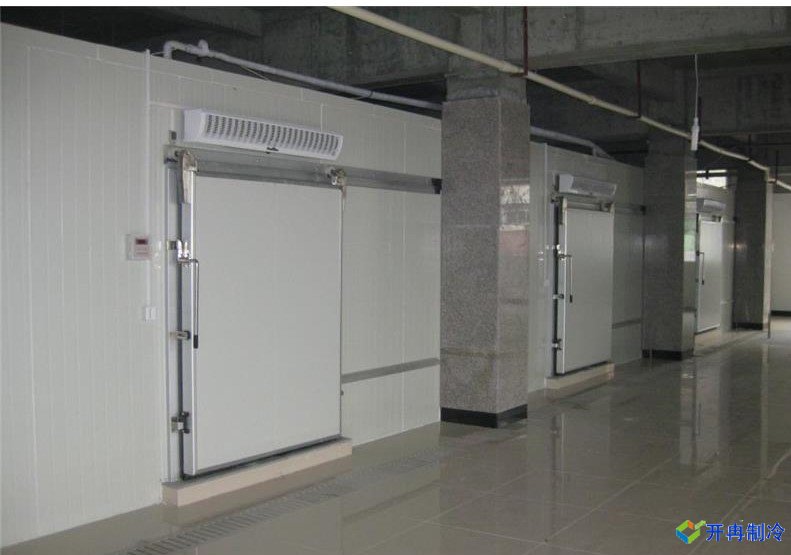 建造一個(gè)中型冷庫(kù)，冷庫(kù)一平方多少錢
